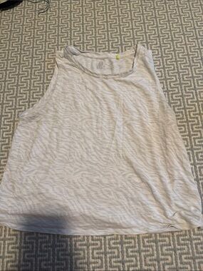 Tasc women’s tank top with subtle animal print